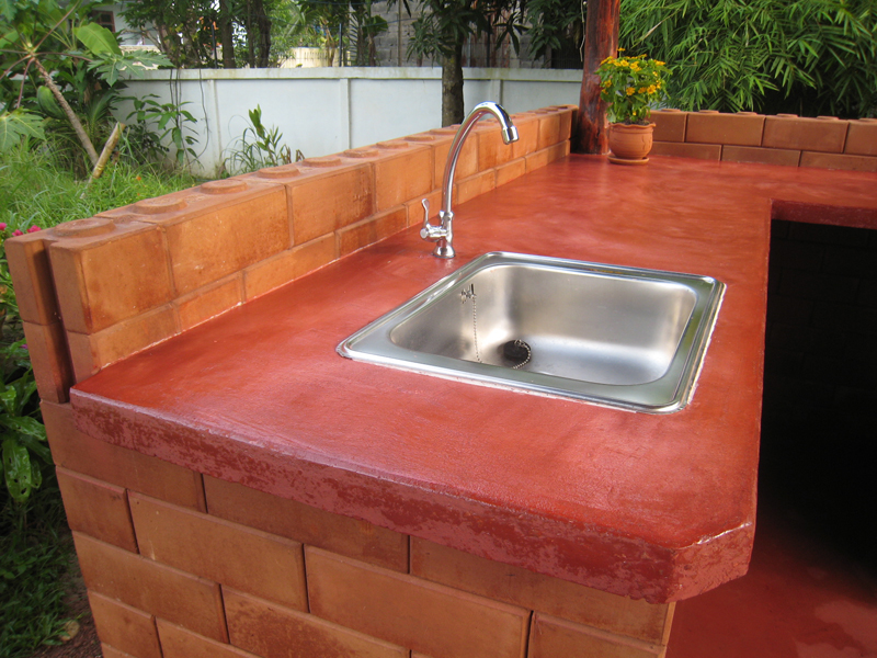 Creating An Inexpensive Outdoor Kitchen With Concrete Countertops