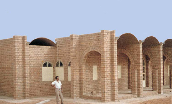 El Haj Yousif experimental school made of compressed earth blocks