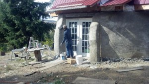 Martin Cubak’s earthbag roundhouse under construction