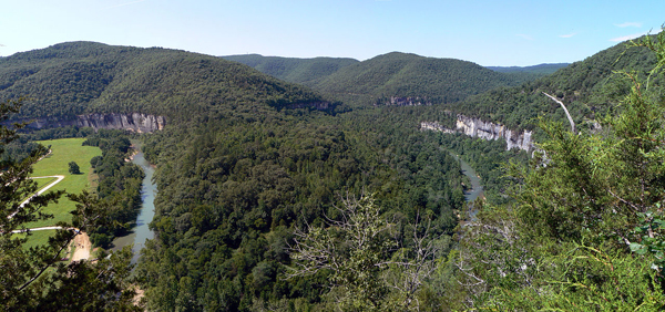 Ozark Plateau has abundant forests, rivers, lakes and streams