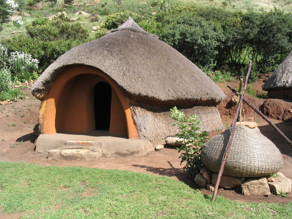 One of the many houses in the Africa Vernacular Architecture Database