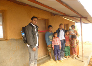 The NGO Steadfast Nepal has started building earthquake resistant earthbag houses in Nepal.