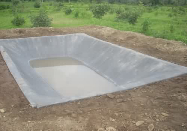 Unterirdischer Regenwassertank aus FerrozementUnterirdischer Regenwassertank aus Ferrozement  