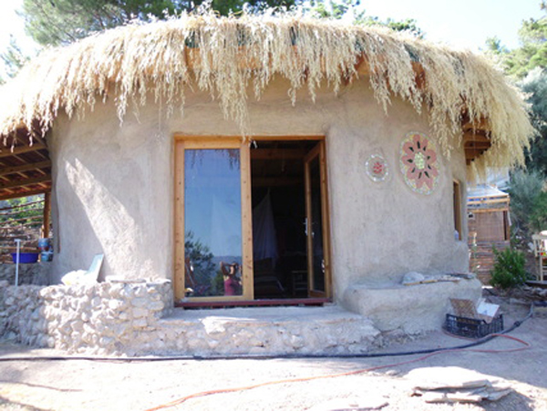 Earthbag home in Turkey that survived an earthquake