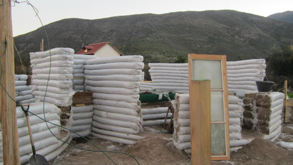 Earthbag project in Chile