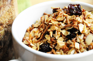 Homemade Cherry, Almond and Cinnemon Granola from TheLittleFeetStore at Etsy.com