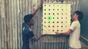 Bangladeshi inventor Ashis Paul has figured out how to repurpose plastic bottles into a low-cost, electricity-free air conditioner