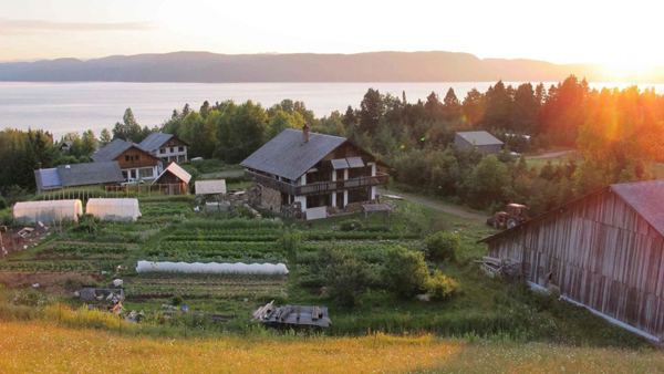 The Bay Eco-village, Quebec