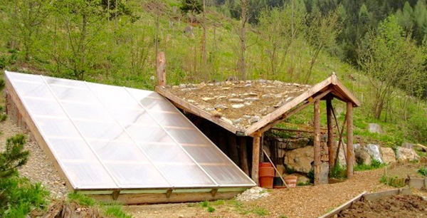 This underground greenhouse collects the sun’s rays and earth’s heat to grow food