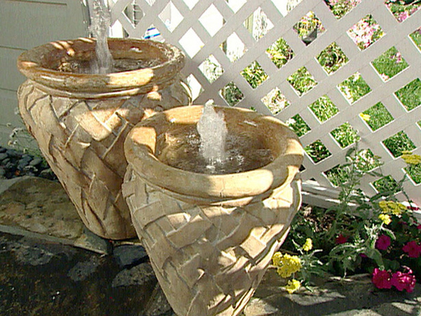 Water feature using pot fountains
